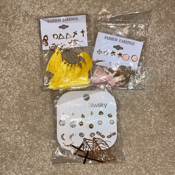 Earring Bundle - Picture 1 of 5